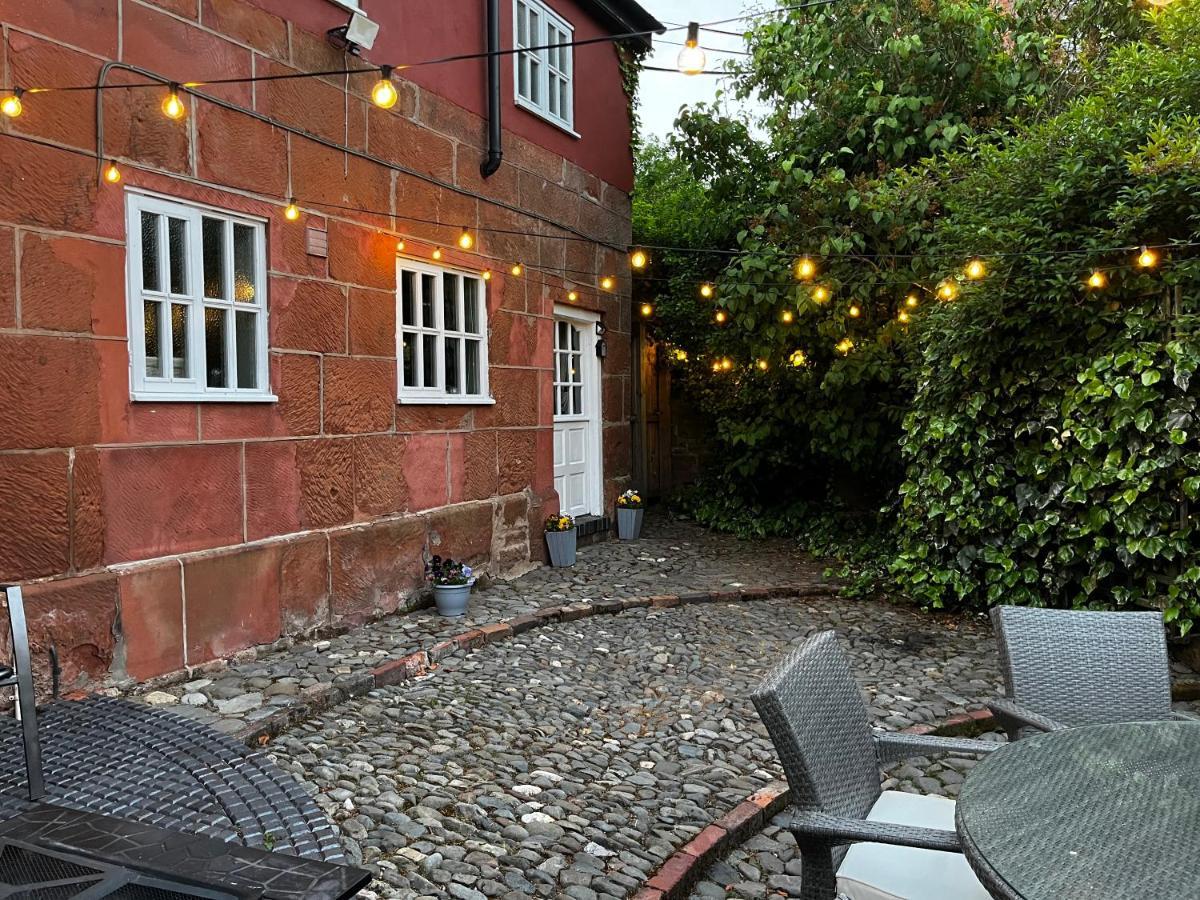 Pear Tree Cottage Courtyard Shrewsbury Esterno foto
